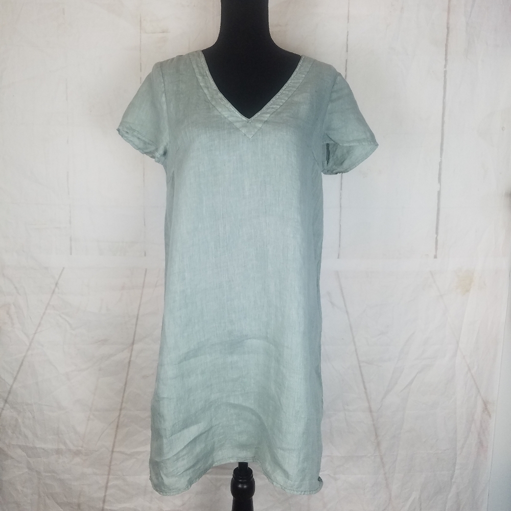 sud express green linen v neck dress
